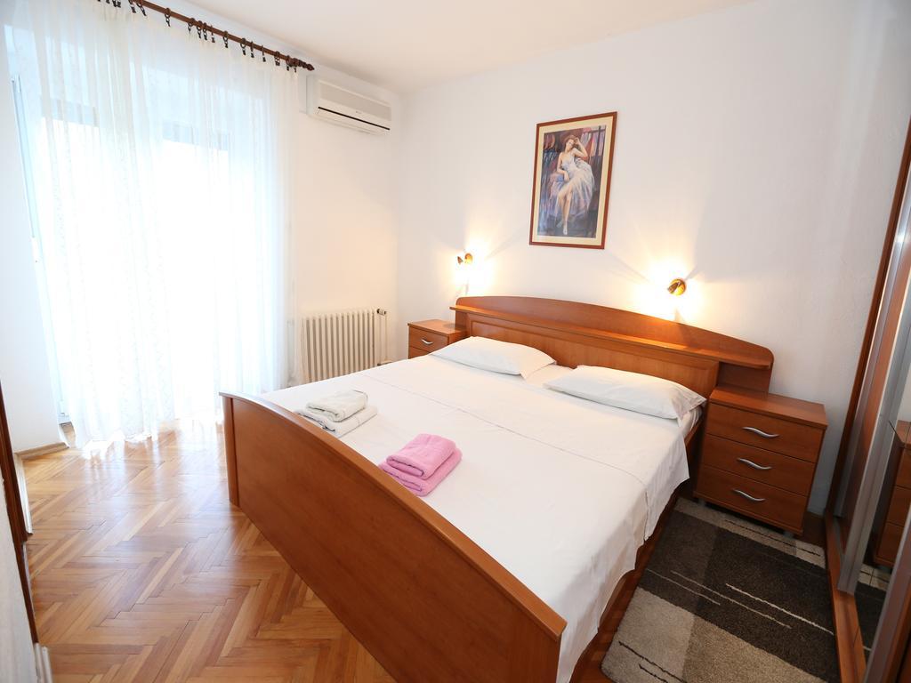 Apartments Juranic Baška Rom bilde