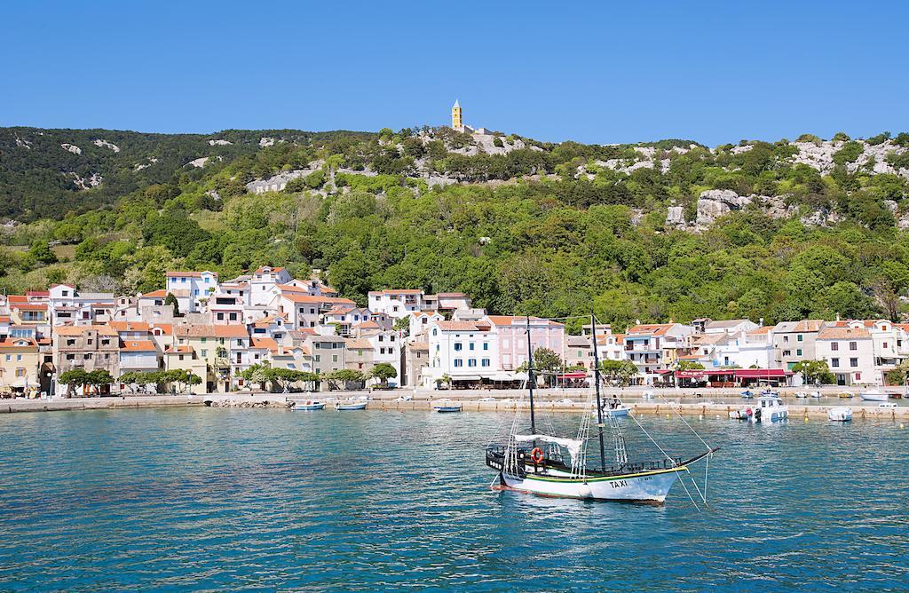 Apartments Juranic Baška Rom bilde