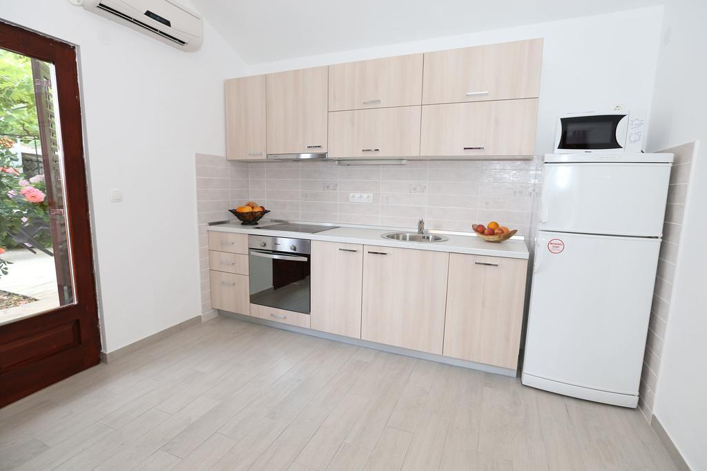Apartments Juranic Baška Eksteriør bilde
