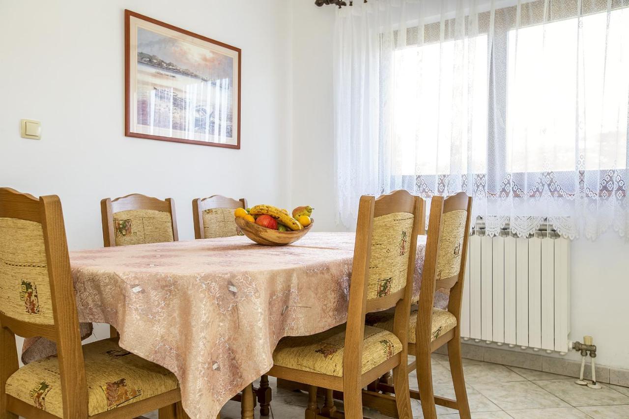 Apartments Juranic Baška Eksteriør bilde